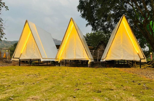 couple friendly camping